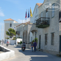Nissia Traditional Residences