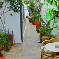 Glaros Guesthouse