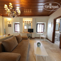 Mare Monte Luxury Suites