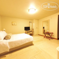 Mare Monte Luxury Suites