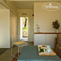 Kamaroti Suites Hotel