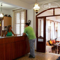 Artemon Hotel
