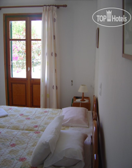 New photos from tourists Morfeas Pension 2*
