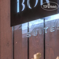 Harbor Suites