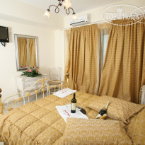 Acrothea Hotel