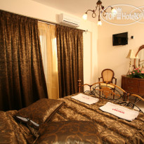 Acrothea Hotel