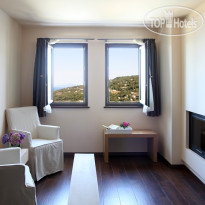 Theta Hotel