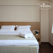 Theta Hotel