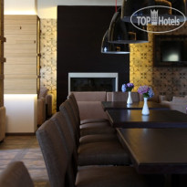 Theta Hotel