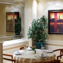 Achillion Hotel 