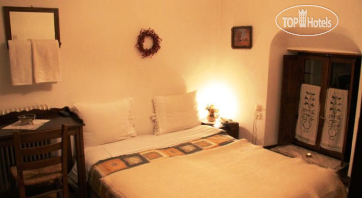 New photos from tourists Tis Marios 