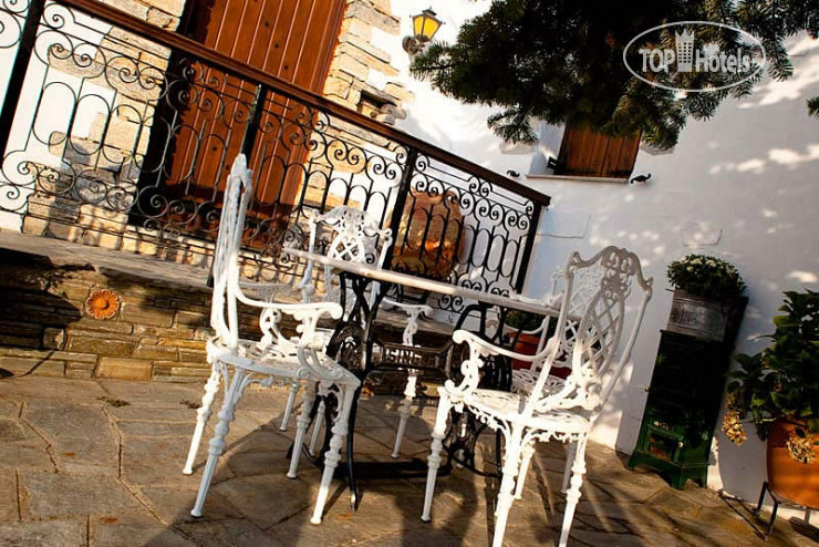 New photos from tourists Archontiko Panagoula 