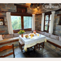 Amalthia Guest House 