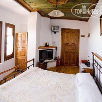 Saltis Guesthouses