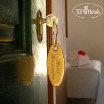Adamantia Hotel