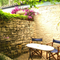 Adamantia Hotel