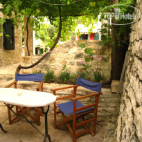 Adamantia Hotel