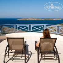 Sunrise Beach Suites