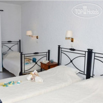 Syros Inn