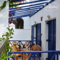 Syros Inn