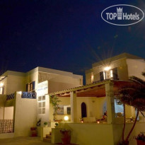Syros Inn