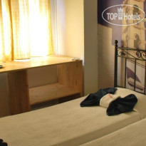 Oikeion Rooms & Studios 