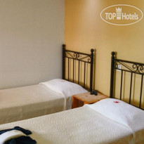 Oikeion Rooms & Studios 