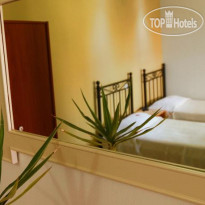 Oikeion Rooms & Studios 