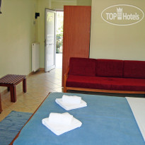 Paradosi Rooms & Apartments