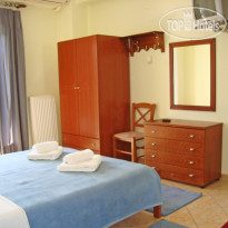 Paradosi Rooms & Apartments