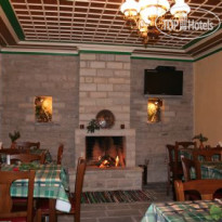 Nikola's Guest House 