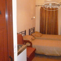 Vasiliki Tsironi Rooms
