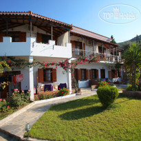 Irida Apartments