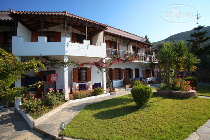 Hotelier's photos Irida Apartments 2*