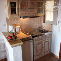 Irida Apartments