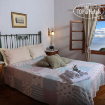 Irida Apartments