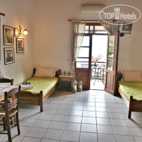 Irida Apartments