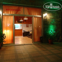 Karatsis Hotel