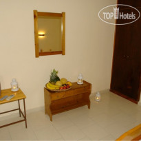Karatsis Hotel