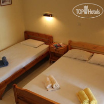 Karatsis Hotel