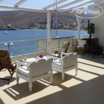 Aegean View Seaside Rooms & Studios 