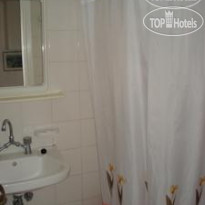 Avra Rooms