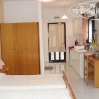 Avra Rooms