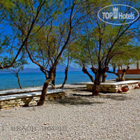 Vrachati Beach House 