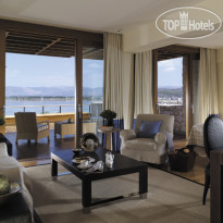 Amphitryon Hotel