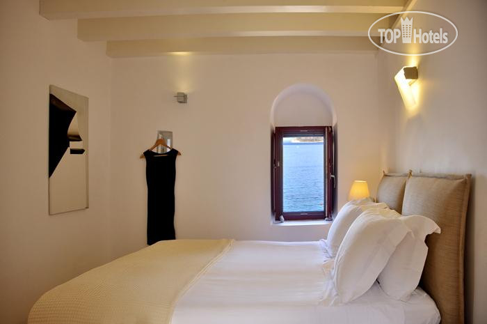 Фотографии отеля  Pirgos Mavromichali 4*