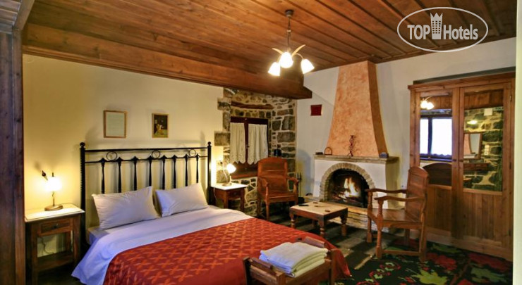 New photos from tourists Archontiko Nikolopoulou