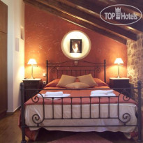 Lousios Guesthouse