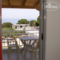 Kastro Beach Hotel