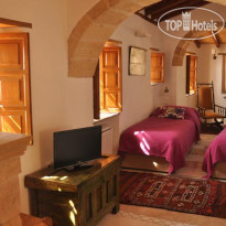 Malvasia Traditional Hotel
